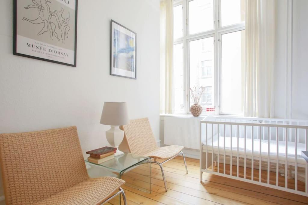 Apartment Large & Bright 3br Flat W Whirlpool Near Metro *