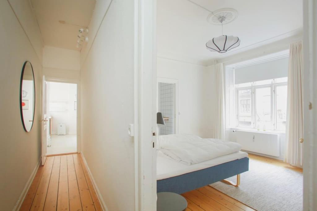 Large & Bright 3br Flat W Whirlpool Near Metro *