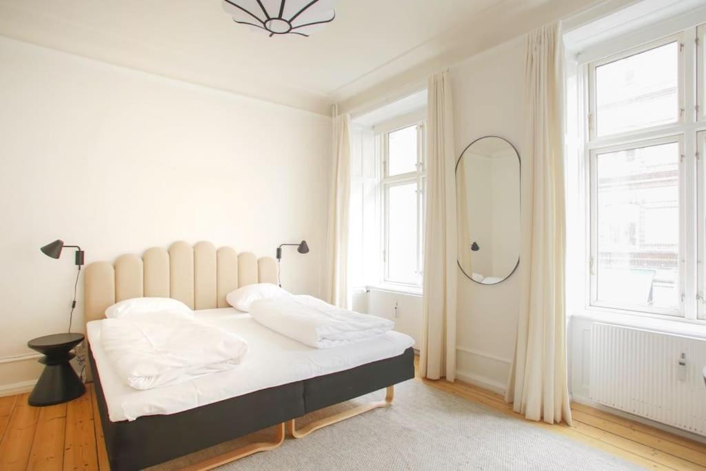 Apartment Large & Bright 3br Flat W Whirlpool Near Metro Kopenhagen