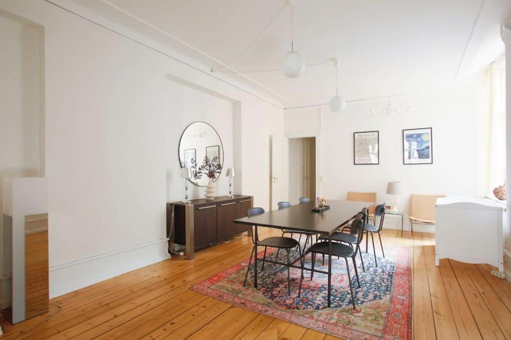 Apartment Large & Bright 3br Flat W Whirlpool Near Metro